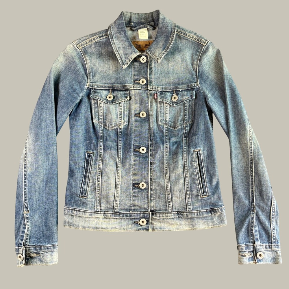 Levis Womens Trucker Jacket XS Blue Denim Cotton Blend Slim Fit Classic Jean